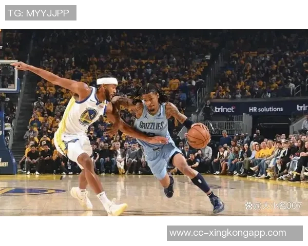 贾里德巴特勒火力全开26投14中三分命中5个狂砍35分7篮板9助攻