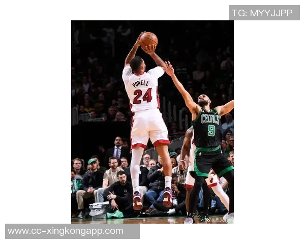 鲍威尔强调球队需提升实力并坚持自身风格以应对每场比赛挑战 鲍威尔强调球队需提升实力并坚持自身风格以应对每场比赛挑战